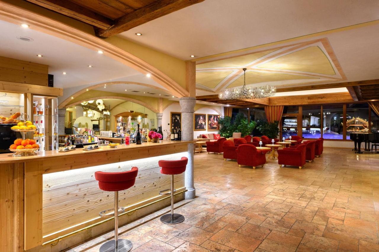 Carlo Magno Hotel Spa Resort Madonna di Campiglio Exterior foto