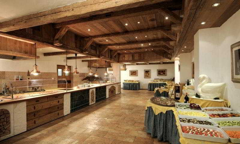 Carlo Magno Hotel Spa Resort Madonna di Campiglio Exterior foto
